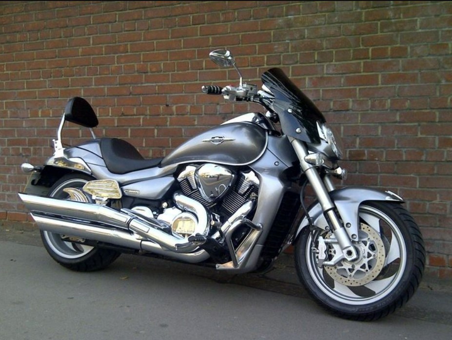 سوزوکی M1800 با موتور 1.8 لیتری