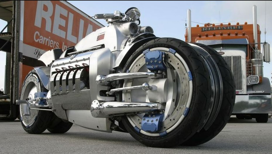 Dodge Tomahawk V10 Superbike با موتور 8.3 لیتری